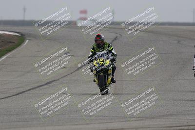 media/Nov-29-2025-TrackDaz (Sat) [[10ae2d9bce]]/C Group/Session 3 (Outside Grapevine)/